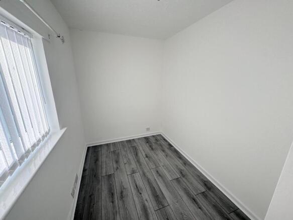 3 bed House for sale Image 8