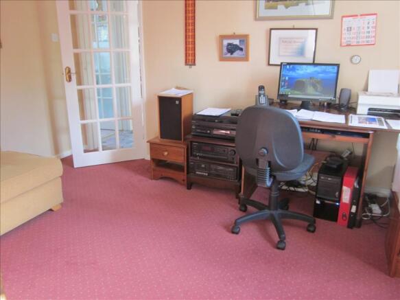 Photo 9
