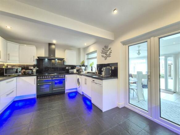 Breakfast Kitchen