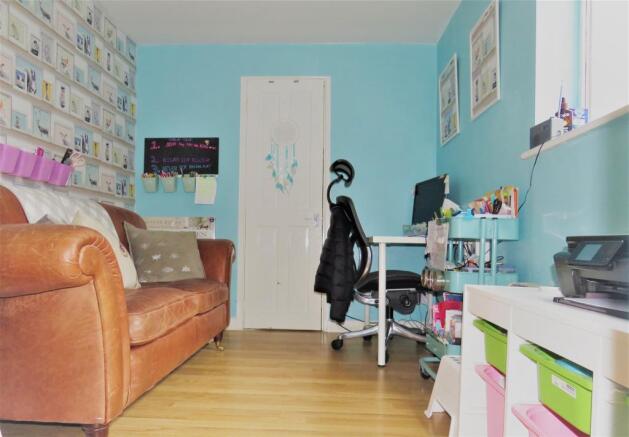 Photo 4