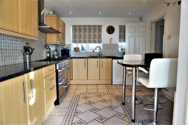 Kitchen / Breakfast
