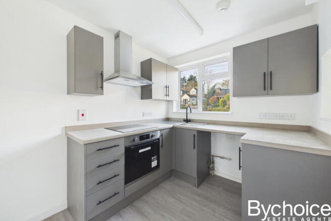 CAM05454G0-PR0140-STILL011