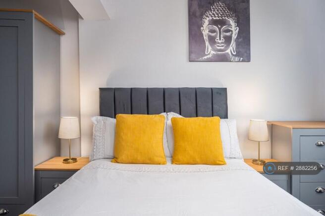 1 bed House Share to rent Image 9