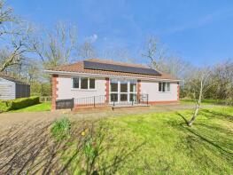 8, Wood Court, Church Lane, Shipdham IP25 7JZ