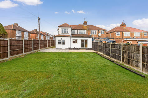 Nolton Place, Edgware, HA8