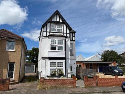 2 Chandler Road, Bexhill on Sea, TN39