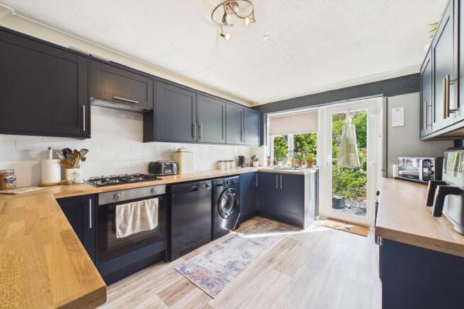 Kitchen / Breakfast Room