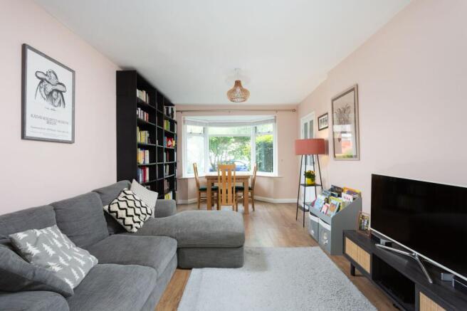 2 bed Terraced for sale Image 2