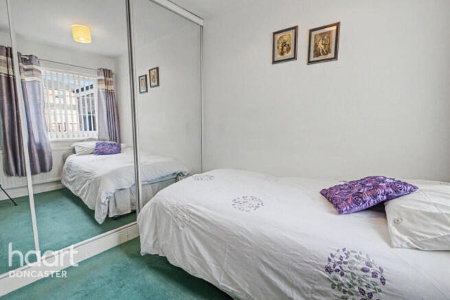 2 bed Bungalow for sale Image 12