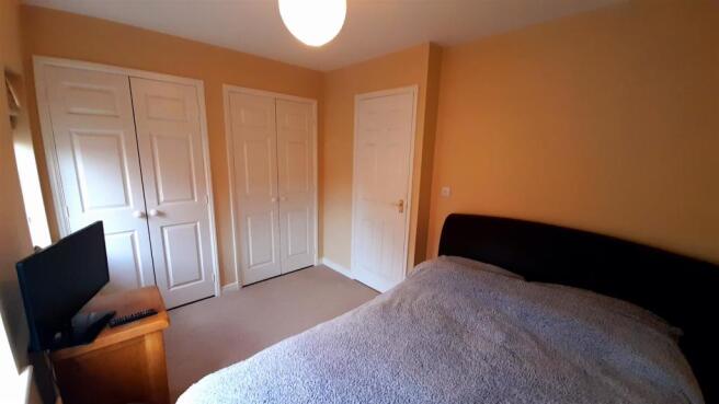 Bedroom 1.jpg