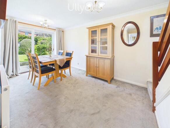 4 bed Detached for sale Image 5