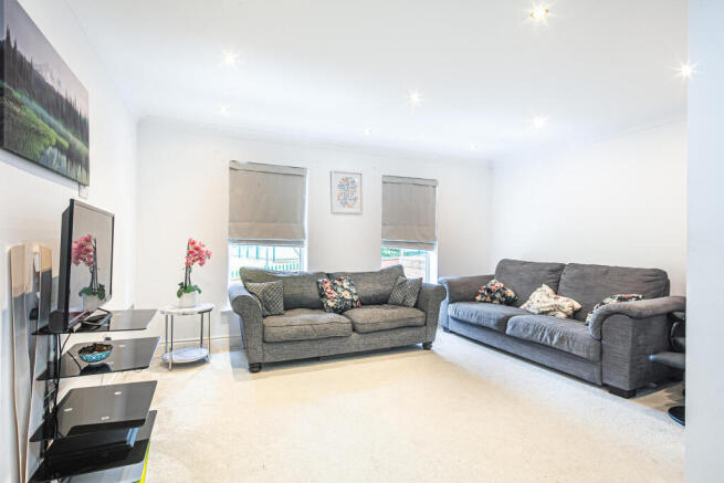 4 bed End of Terrace for sale Image 4