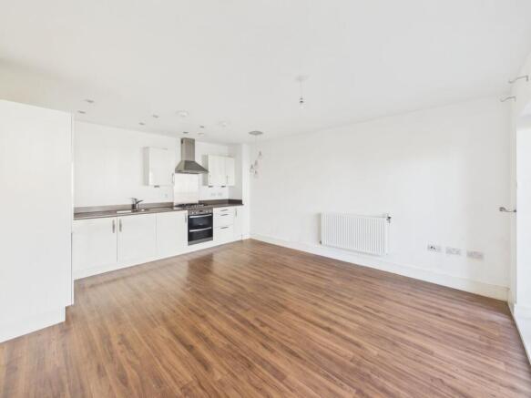 Russell Avenue, Locking Parklands, Weston-Super-Mare, BS24 photo 4
