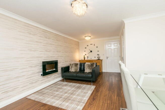 Birkhead Close, Highburton, HD8 photo 4