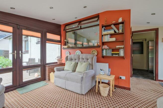 70 Belstane Rd, Carluke ML8 4BG-66.jpg