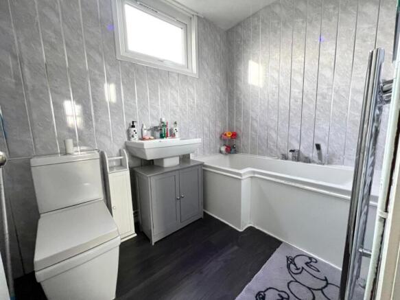 Photo 11
