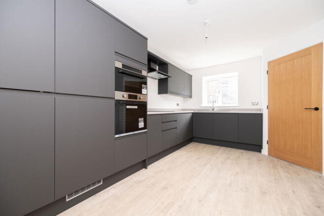 Grove Street, Barnsley, S71 1EU photo 5