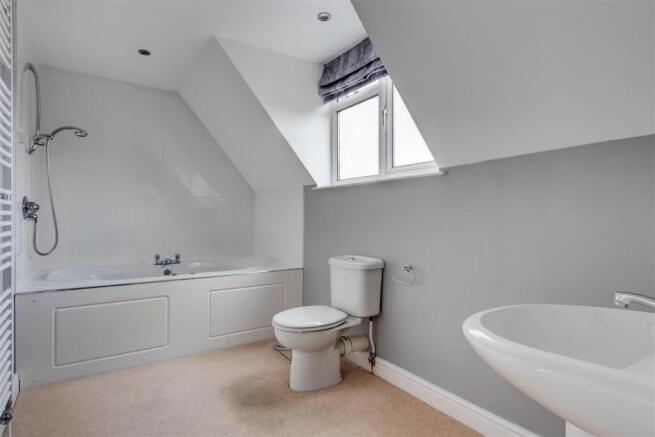 Bathroom.jpg