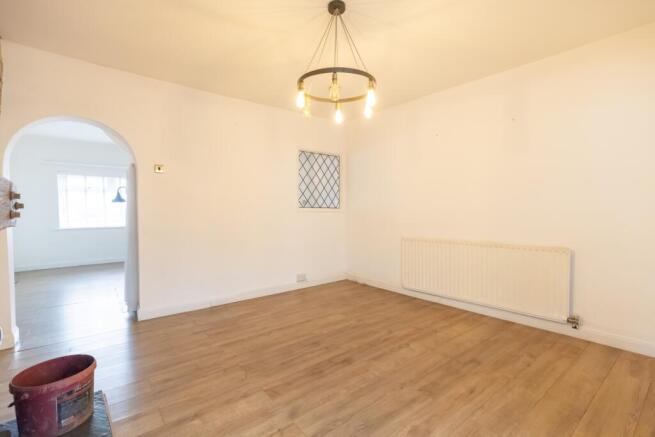 3 bed Terraced for sale Image 11