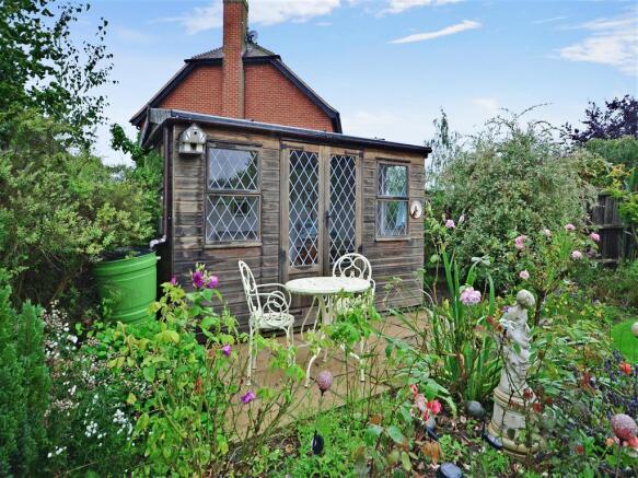 Workshop/Outbuildings