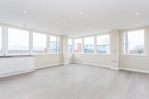 Flat 8, 3 Broadway House, High Street, Bromley BR1 1AH