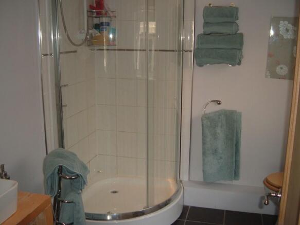 En suite shower room