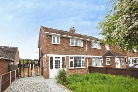 Baddow Hall Crescent, Chelmsford, Essex, CM2