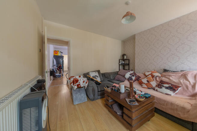 Lounge 1