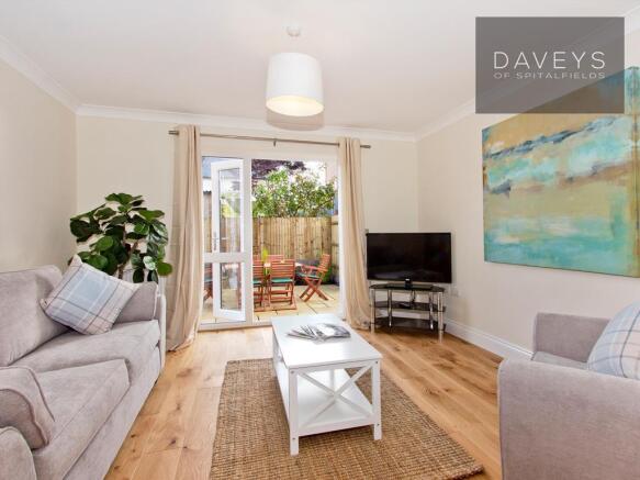 34NORTON-living1.jpg