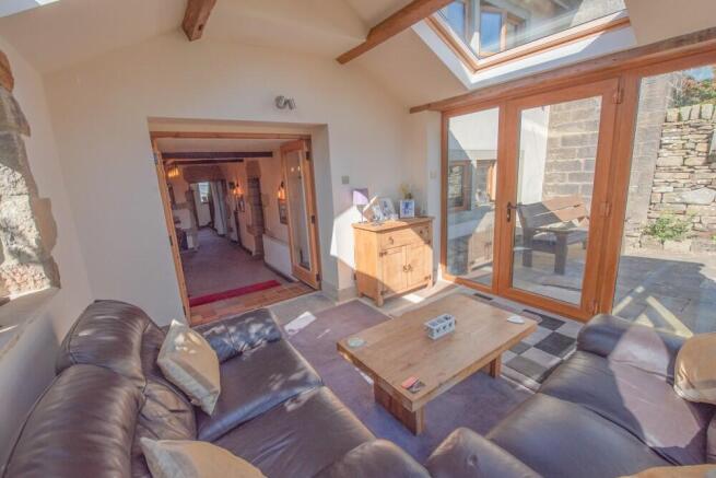 3 bed Barn Conversion for sale Image 10