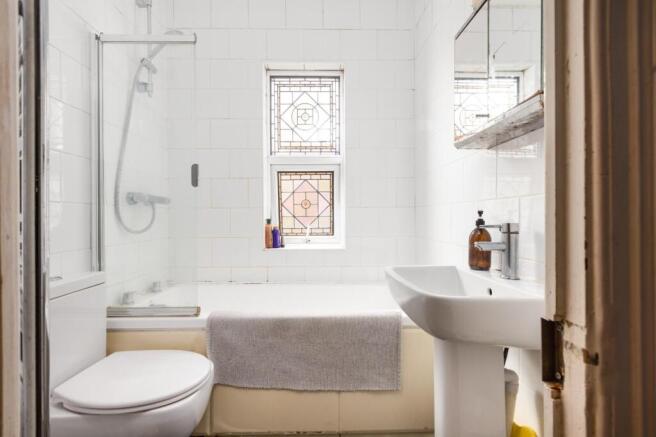 55 talbot bathroom-1.jpg