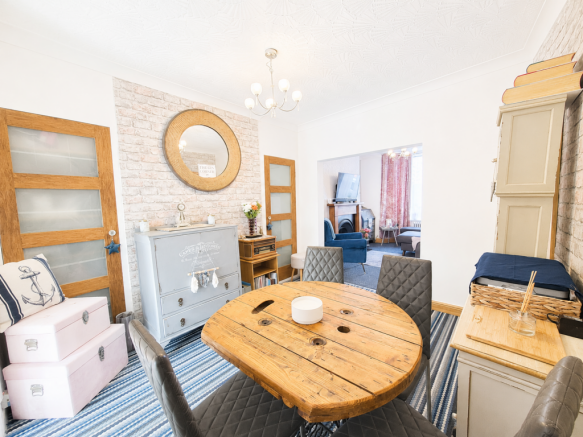 3 bed Terraced for sale Image 5