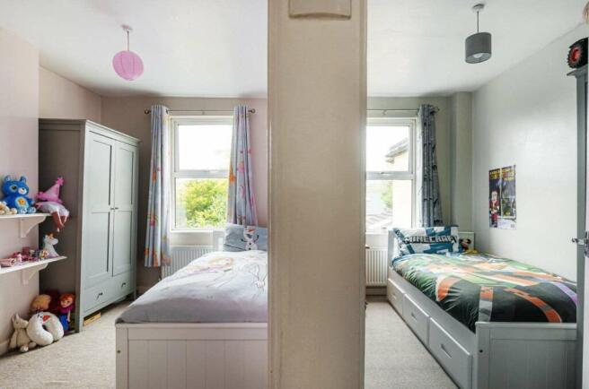 Bedroom 2 qnd 3