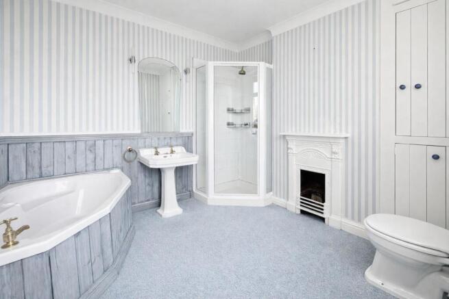 2 bed Terraced to rent Image 10