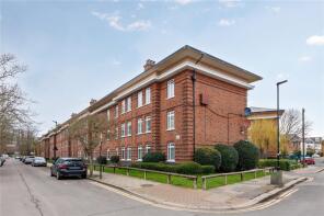 21, Pinkham Mansions, Brooks Road, Chiswick, London W4 3BG