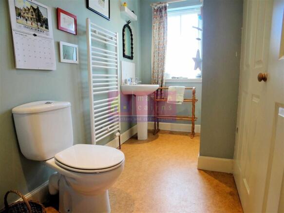 Photo 8