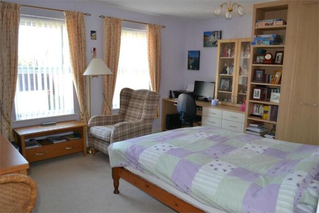 Photo 15