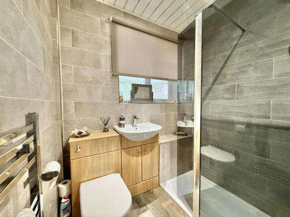 3 bed Detached for sale Image 10