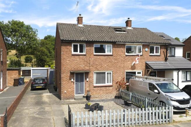 2 bed House for sale in otley