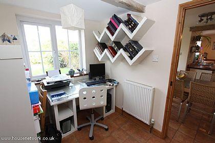 Photo 16