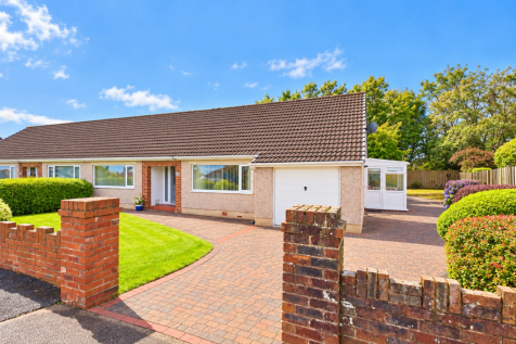 Churchill Drive, Moresby Parks, CA28