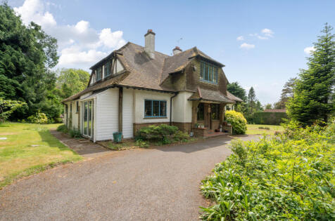 4 bed detached - Highfield Crescent, Hindhead, Surrey, GU26 image 16