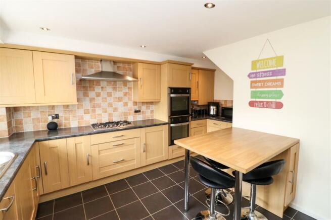Kitchen/Breakfast Room