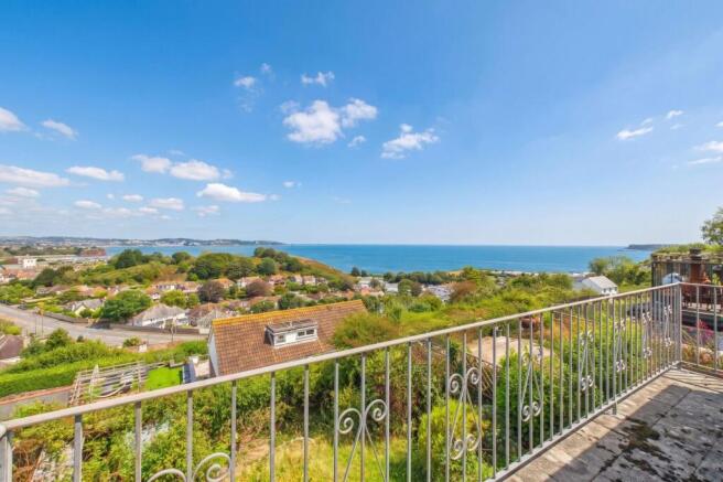 Panoramic Sea Views