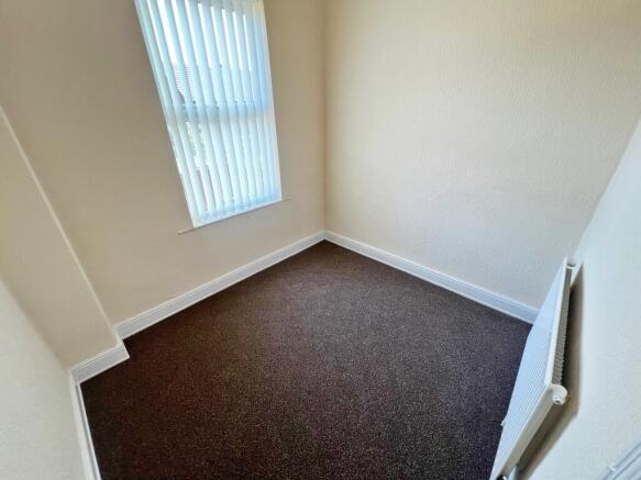 18 Neil Street 6