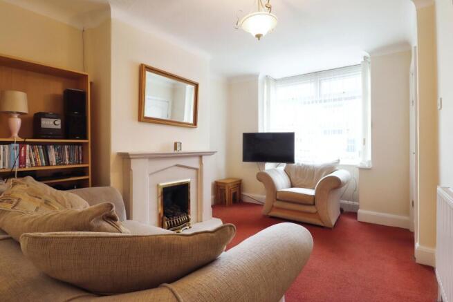 2 bed Terraced to rent Image 12