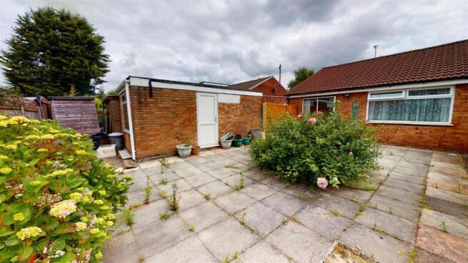 Astley Close Rear