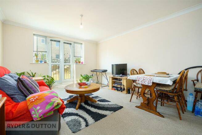 2 bed Apartment for sale Image 5