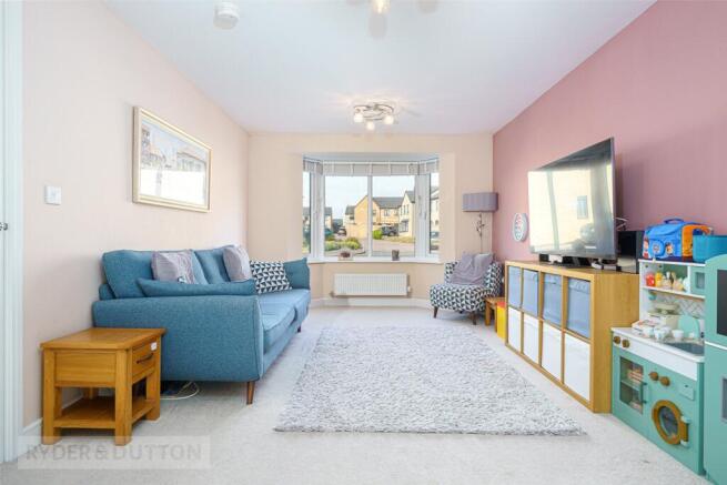 4 bed Detached for sale Image 4