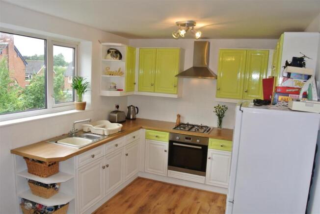 Kitchen.JPG